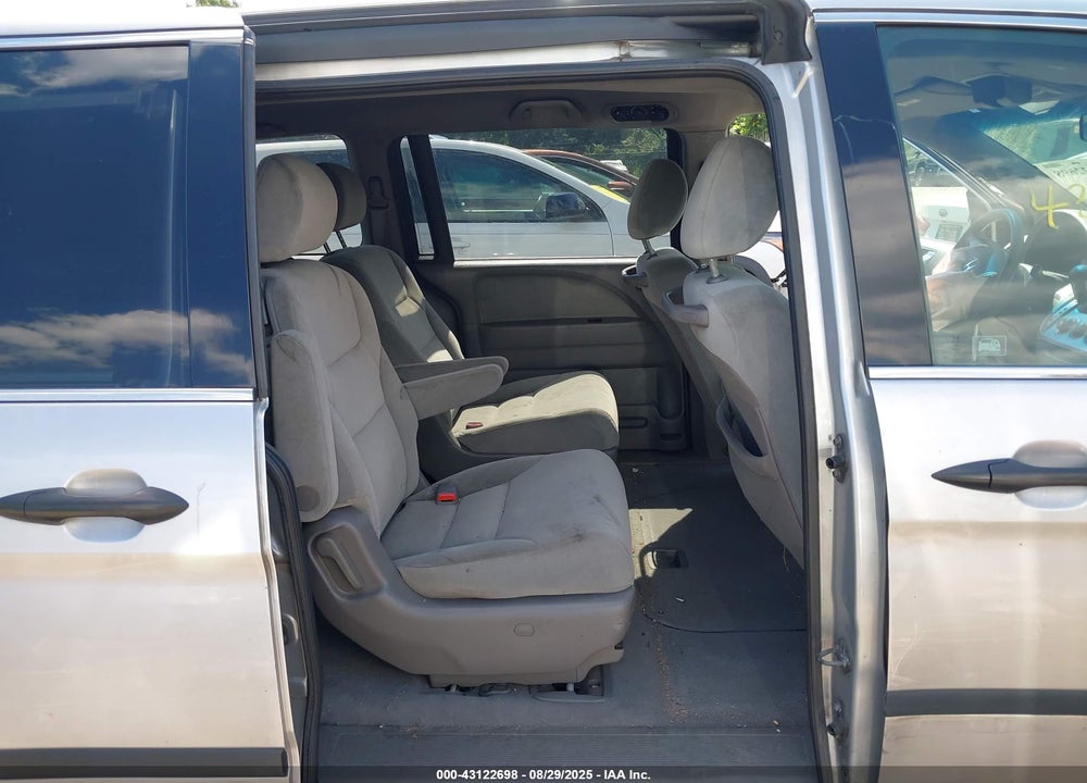 2010 HONDA ODYSSEY LX VIN: 5FNRL3H27AB089980