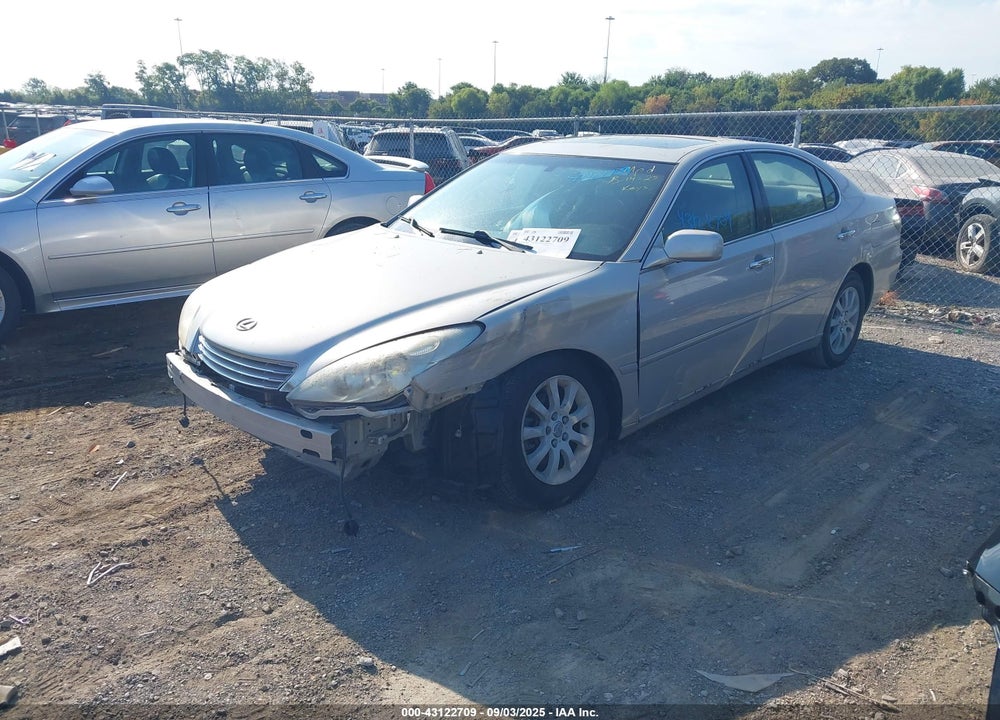 2002 LEXUS ES 300 VIN: JTHBF30G520083013