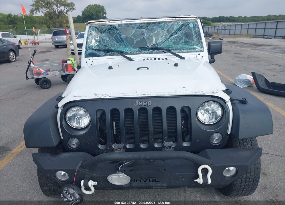 2016 JEEP WRANGLER / VIN: 1C4AJWAG1GL136551
