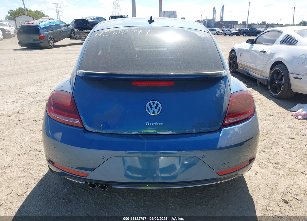 2019 VOLKSWAGEN BEETLE VIN: 3VWJD7AT8KM718323