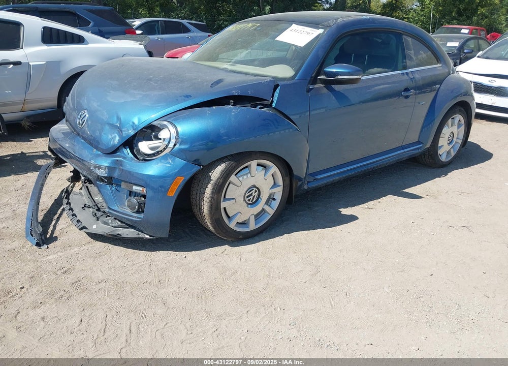 2019 VOLKSWAGEN BEETLE VIN: 3VWJD7AT8KM718323