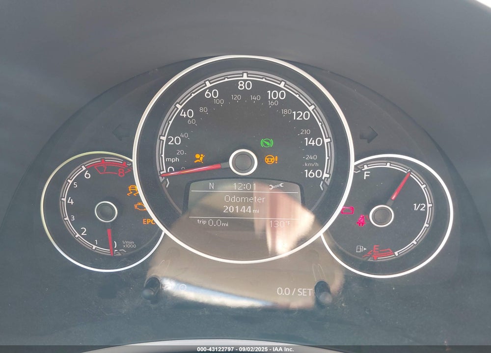 2019 VOLKSWAGEN BEETLE VIN: 3VWJD7AT8KM718323