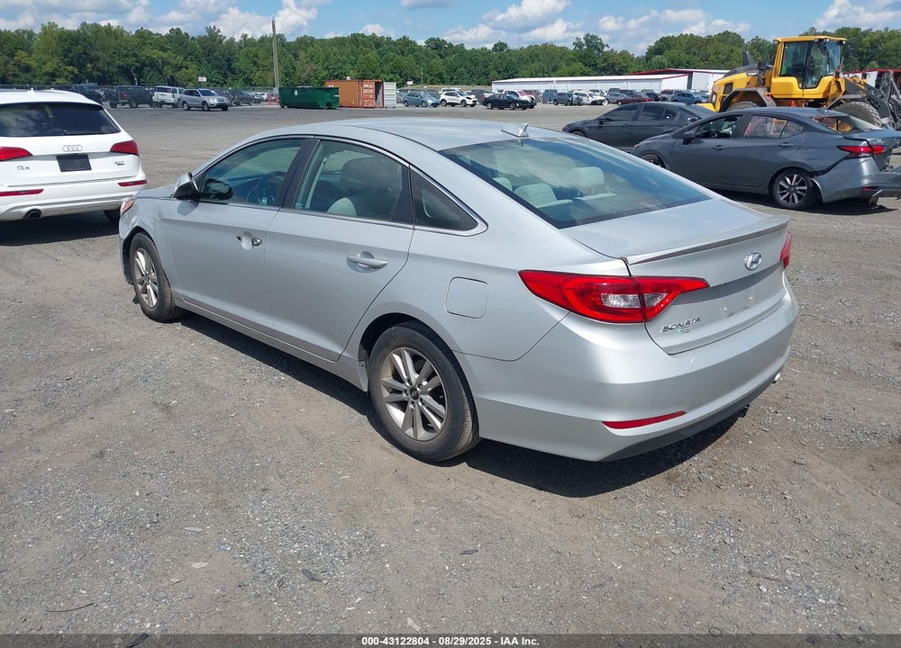 2016 HYUNDAI SONATA VIN: 5NPE24AF9GH307271