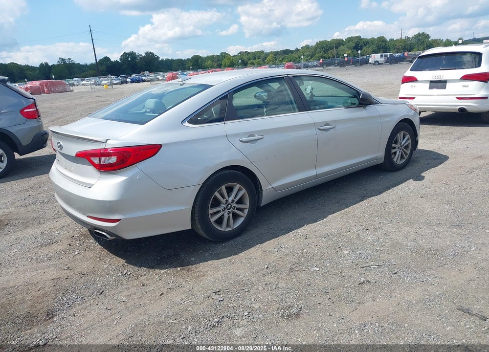 2016 HYUNDAI SONATA VIN: 5NPE24AF9GH307271