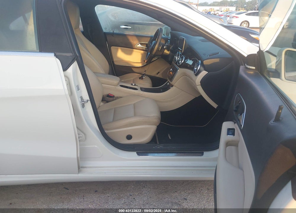 2014 MERCEDES-BENZ CLA-CLASS VIN: WDDSJ4EB4EN154749