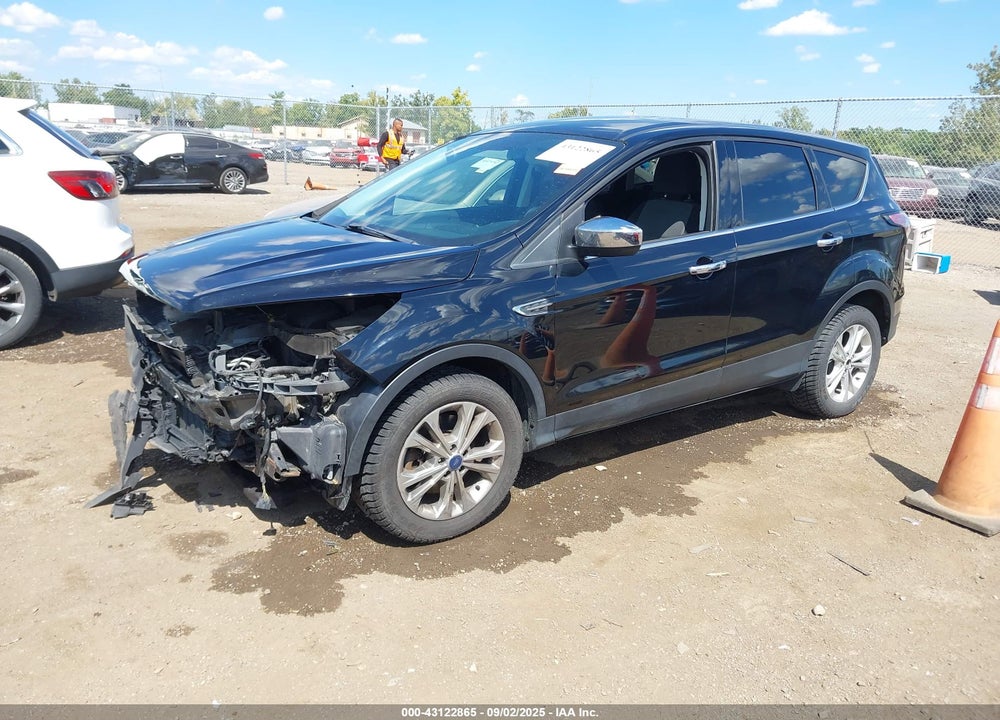 2017 FORD ESCAPE SE VIN: 1FMCU9GD6HUC70011