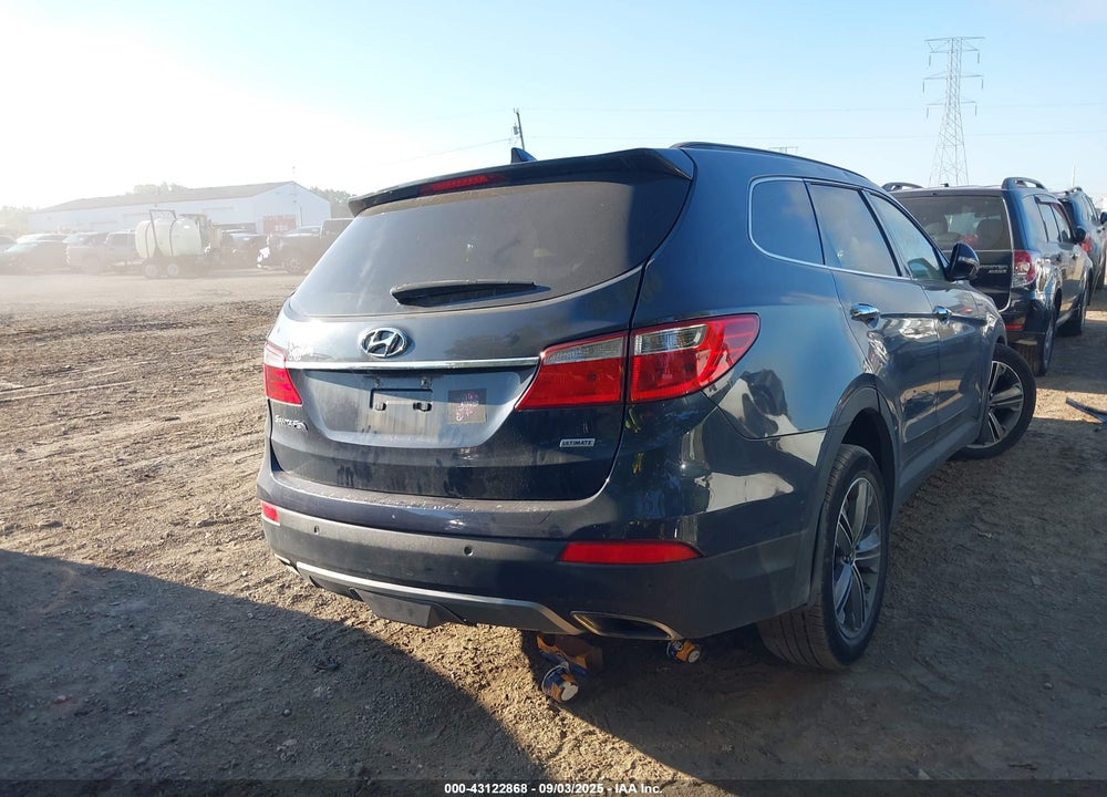 2016 HYUNDAI SANTA FE VIN: KM8SR4HF3GU139827
