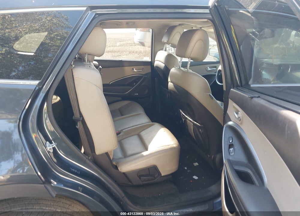 2016 HYUNDAI SANTA FE VIN: KM8SR4HF3GU139827