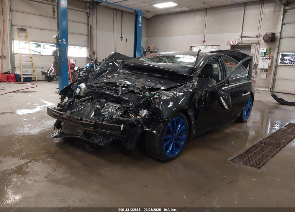 2013 HYUNDAI SONATA VIN: 5NPEC4AB6DH601524