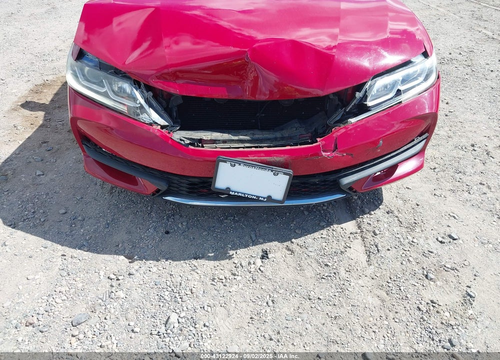 2017 HONDA ACCORD VIN: 1HGCT2B88HA002427