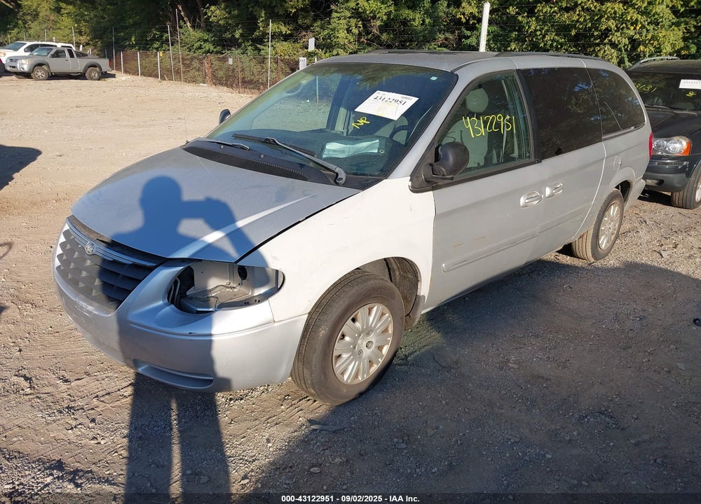 2006 CHRYSLER TOWN & COUNTRY LX VIN: 1A4GP44R66B609921