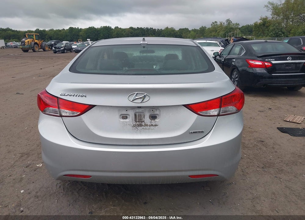 2012 HYUNDAI ELANTRA VIN: KMHDH4AE0CU252156