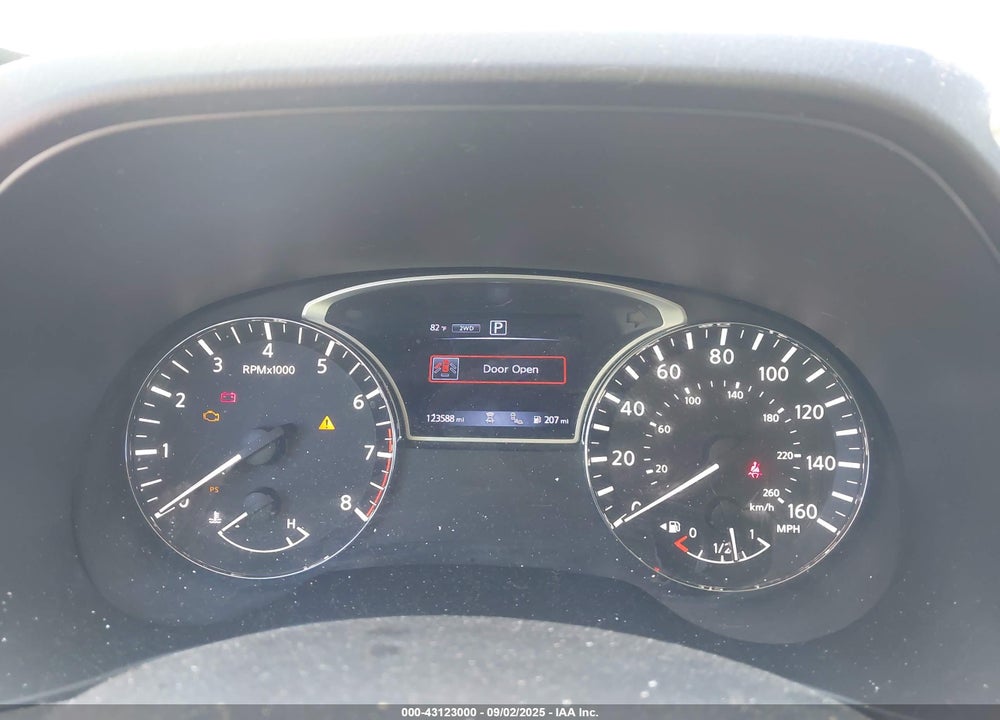 2017 NISSAN PATHFINDER VIN: 5N1DR2MM6HC909141