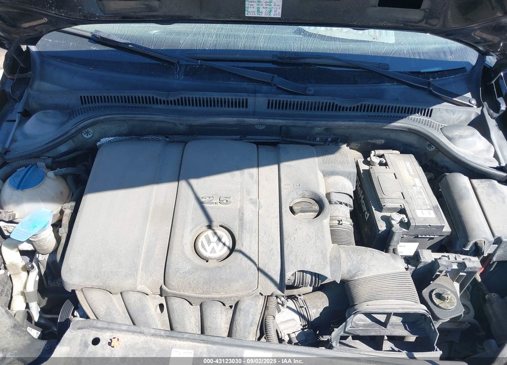 2013 VOLKSWAGEN JETTA VIN: 3VWDX7AJ1DM255964