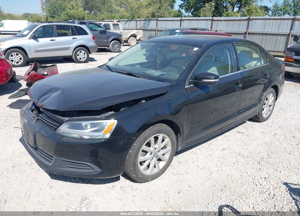 2013 VOLKSWAGEN JETTA VIN: 3VWDX7AJ1DM255964