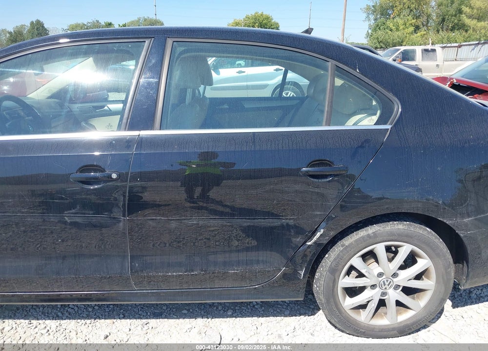 2013 VOLKSWAGEN JETTA VIN: 3VWDX7AJ1DM255964