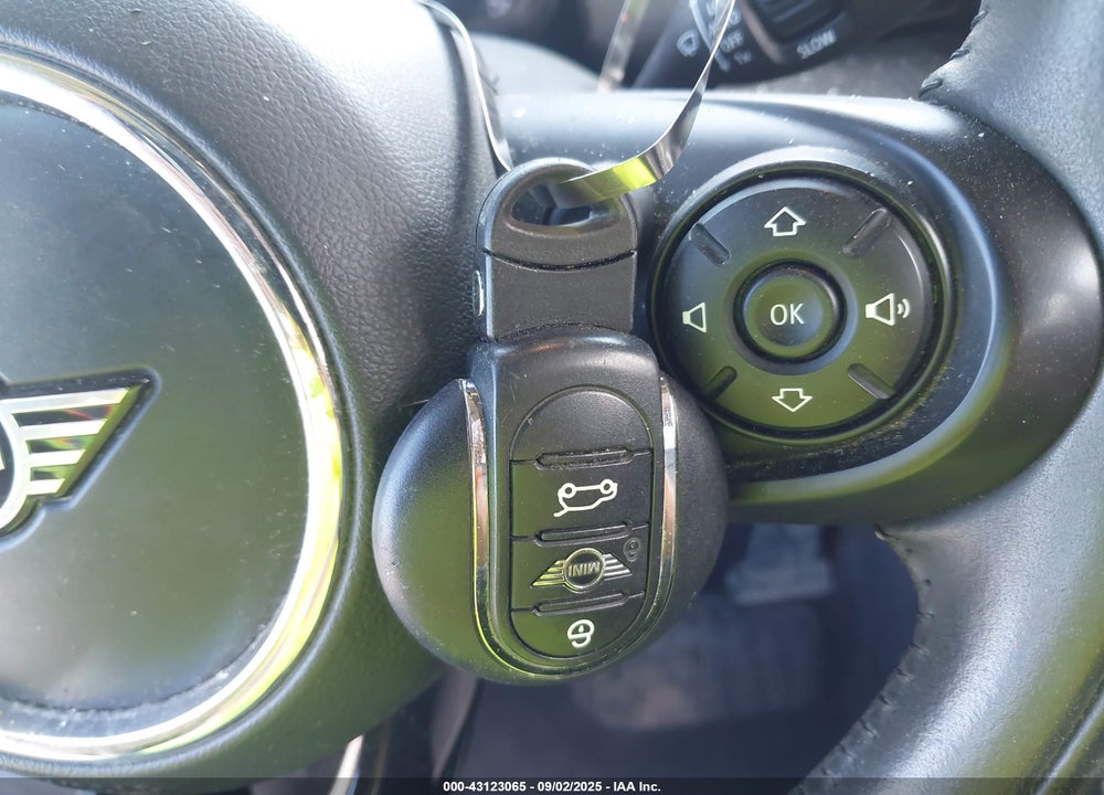 2019 MINI HARDTOP VIN: WMWXU1C56K2J01936