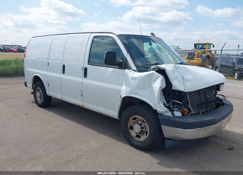 2017 CHEVROLET EXPRESS 2500 WORK VAN VIN: 1GCWGAFG8H1123017