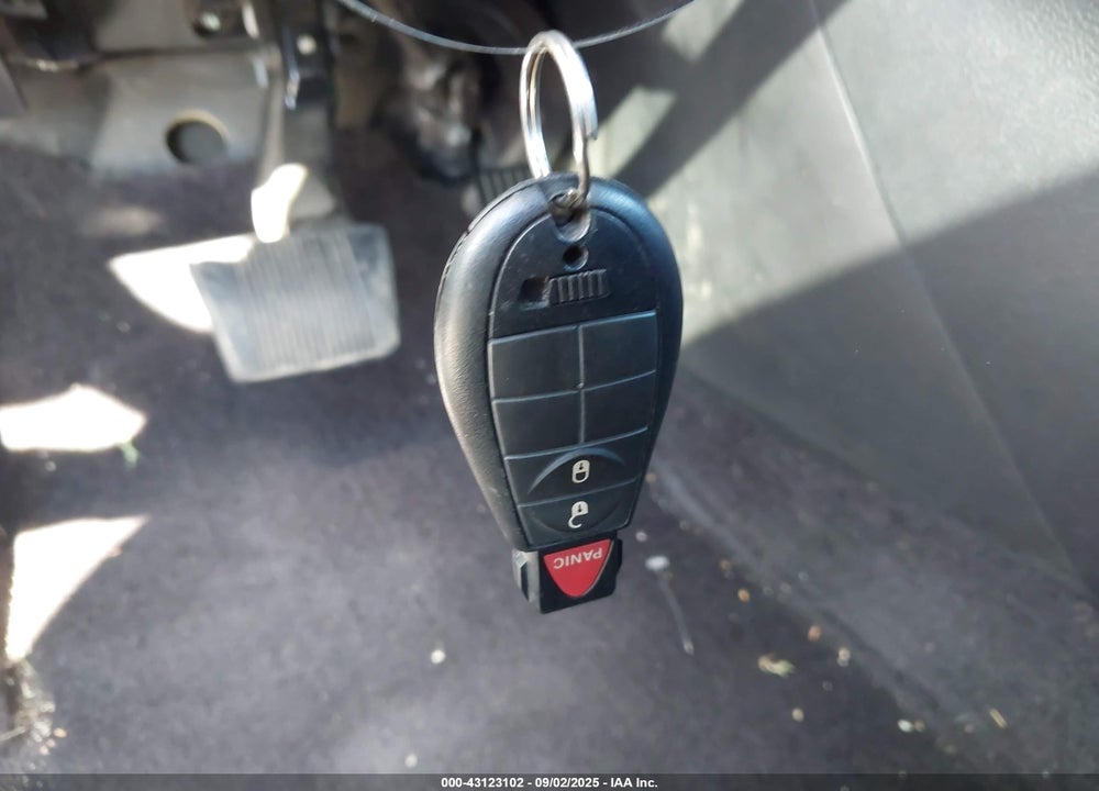 2016 JEEP CHEROKEE VIN: 1C4PJLCB3GW336033