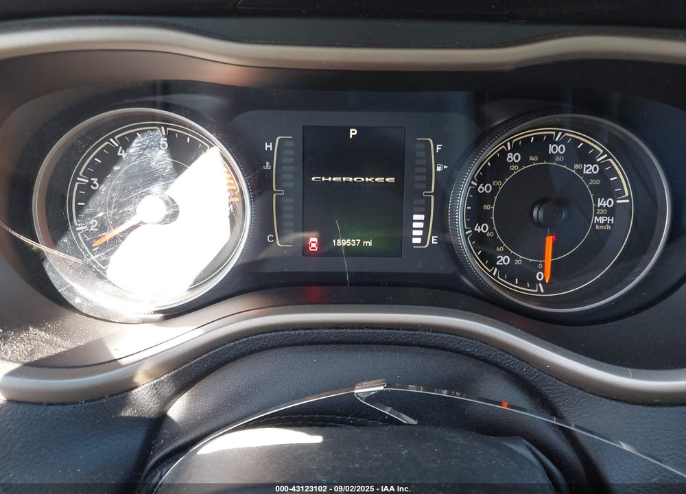 2016 JEEP CHEROKEE VIN: 1C4PJLCB3GW336033