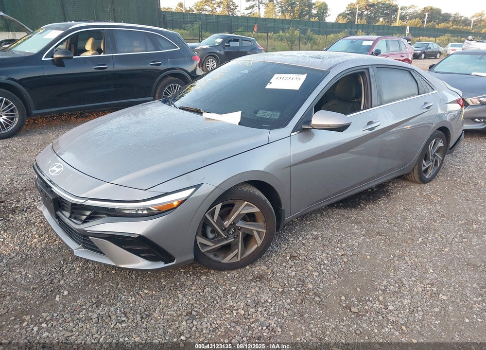 2024 HYUNDAI ELANTRA VIN: KMHLP4DG0RU739670