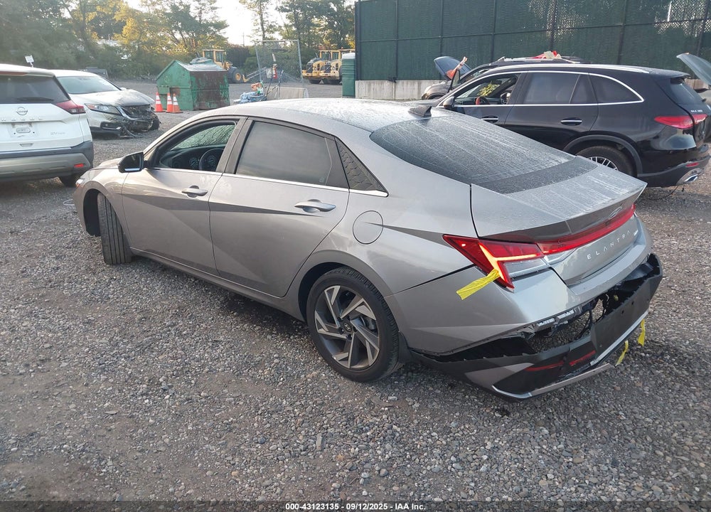 2024 HYUNDAI ELANTRA VIN: KMHLP4DG0RU739670