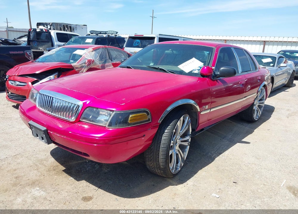 2002 FORD CROWN VICTORIA NATURAL GAS VEHICLE/POLICE/POLICE STREET APPEARANCE VIN: 2FAFP71W82X138221