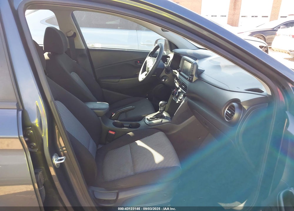 2019 HYUNDAI KONA SE VIN: KM8K12AA1KU336711