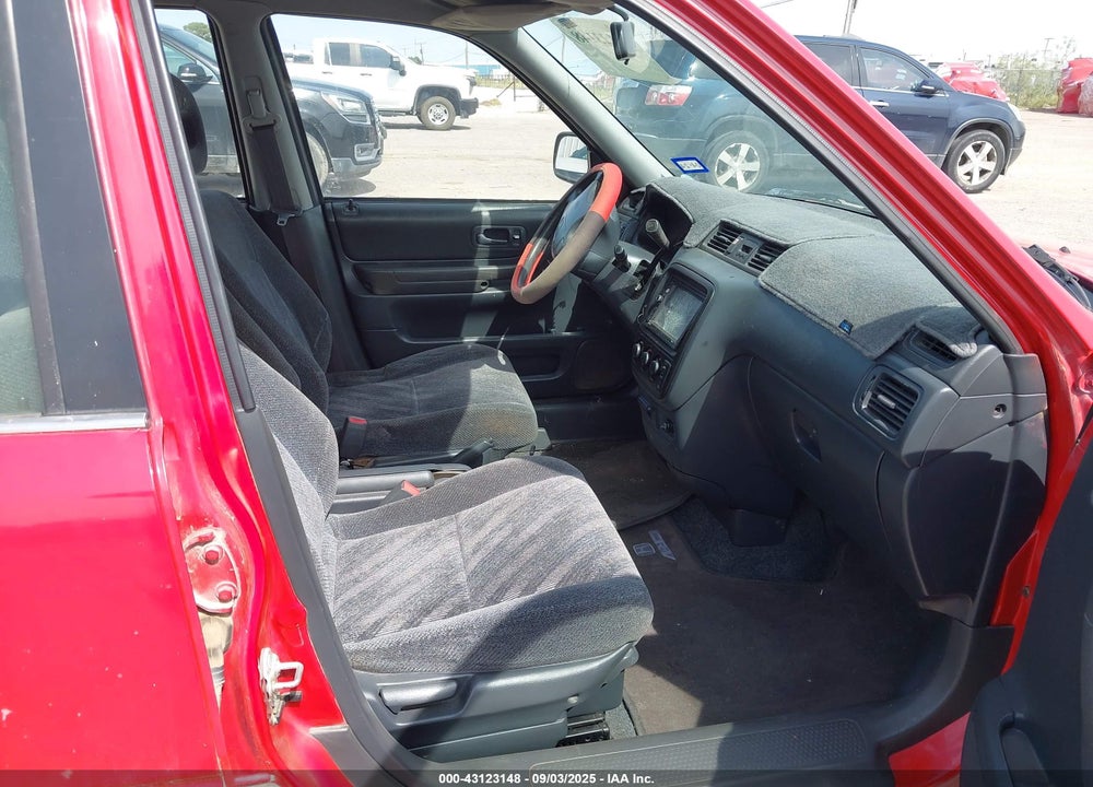 1999 HONDA CR-V LX VIN: JHLRD1843XC023342