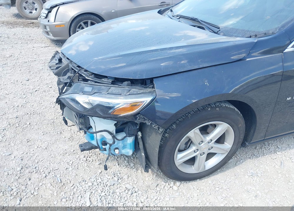 2022 CHEVROLET MALIBU VIN: 1G1ZD5ST0NF134102