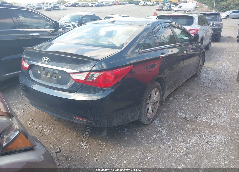 2013 HYUNDAI SONATA VIN: 5NPEB4AC2DH635276