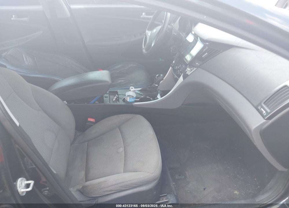 2013 HYUNDAI SONATA VIN: 5NPEB4AC2DH635276