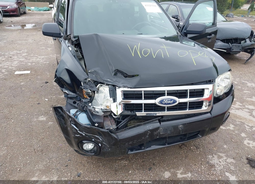 2009 FORD ESCAPE VIN: 1FMCU03739KA81390