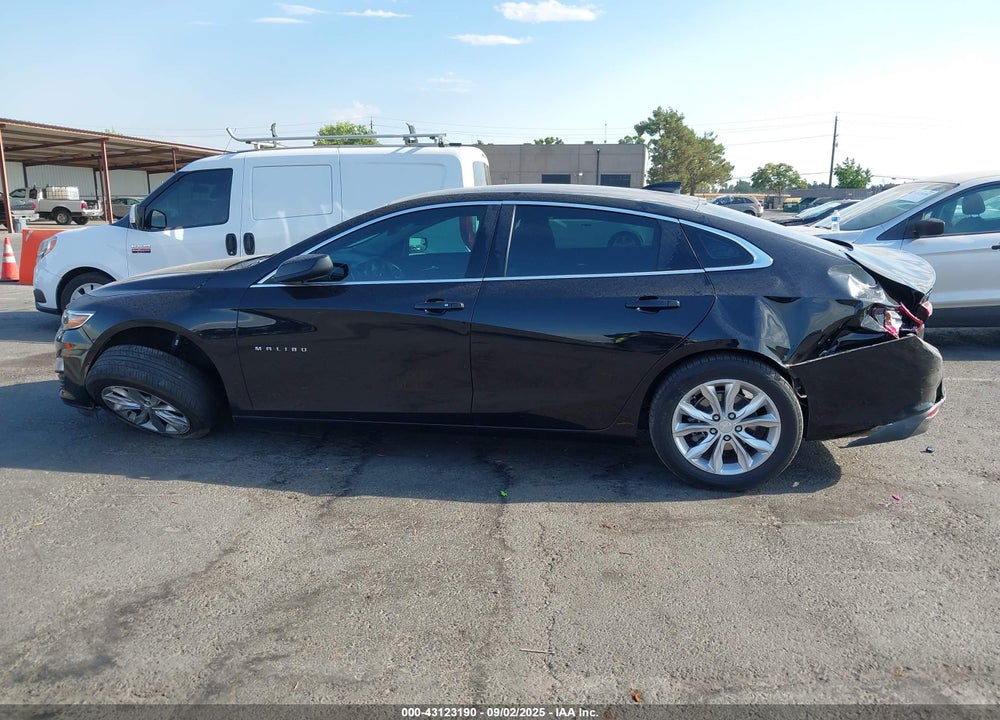 2019 CHEVROLET MALIBU LT VIN: 1G1ZD5ST2KF217946