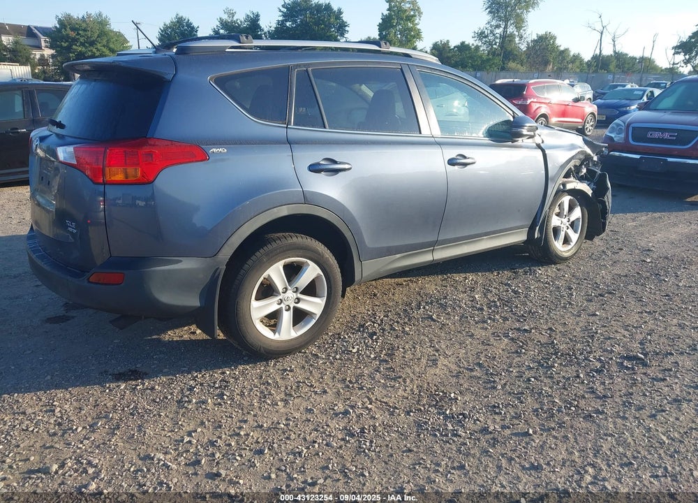 2014 TOYOTA RAV4 VIN: 2T3RFREV4EW206049