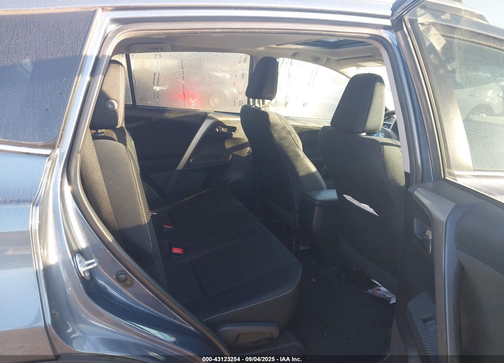 2014 TOYOTA RAV4 VIN: 2T3RFREV4EW206049