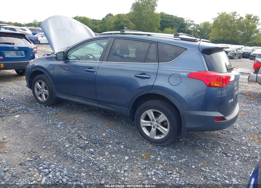 2014 TOYOTA RAV4 VIN: 2T3RFREV4EW206049