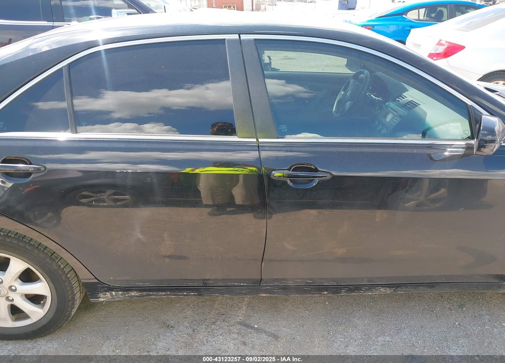 2011 TOYOTA CAMRY LE VIN: 4T4BF3EK5BR128704
