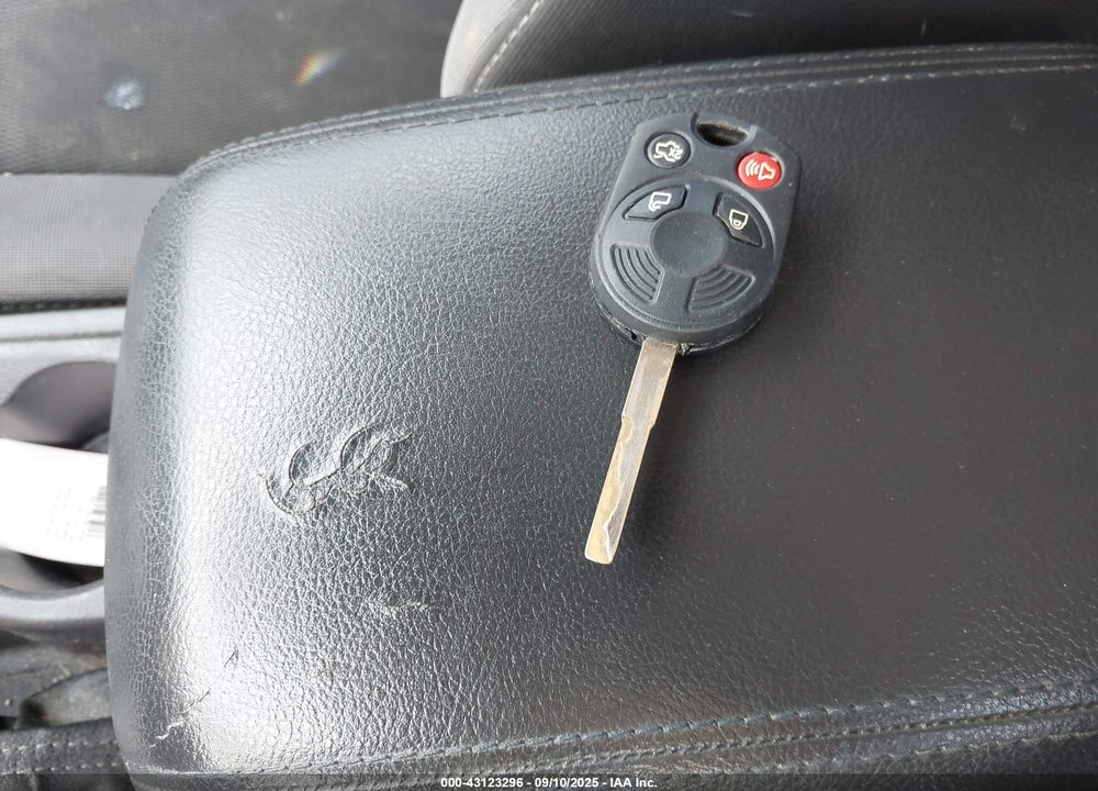 2013 FORD FOCUS SE VIN: 1FADP3K2XDL157655