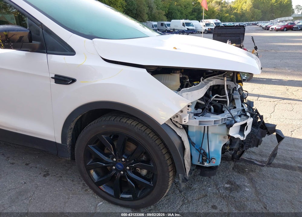 2019 FORD ESCAPE SE VIN: 1FMCU9GD4KUA31385