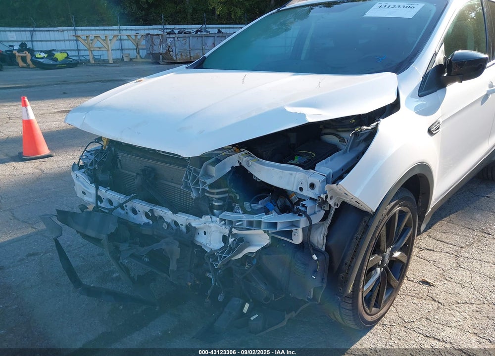 2019 FORD ESCAPE SE VIN: 1FMCU9GD4KUA31385