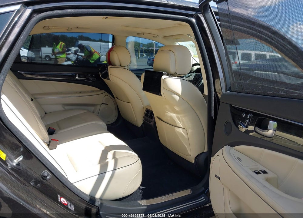 2014 HYUNDAI EQUUS VIN: KMHGH4JH4EU088193