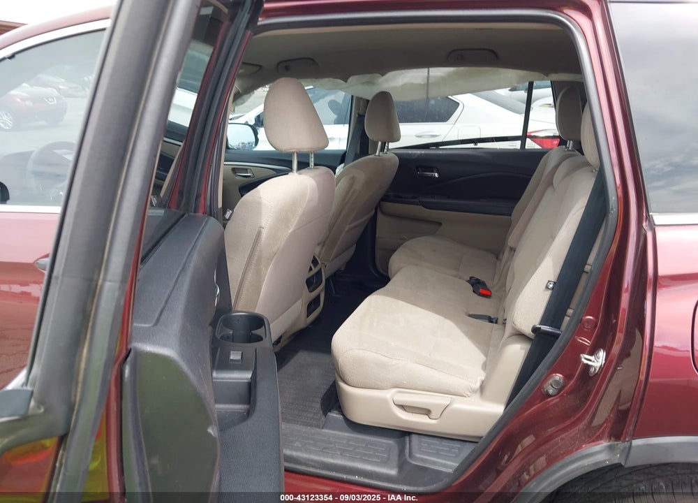 2018 HONDA PILOT VIN: 5FNYF6H14JB022250