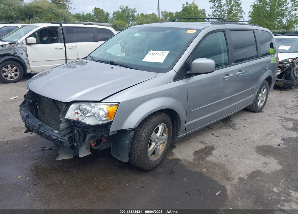 2013 DODGE GRAND CARAVAN SXT VIN: 2C4RDGCG9DR611380