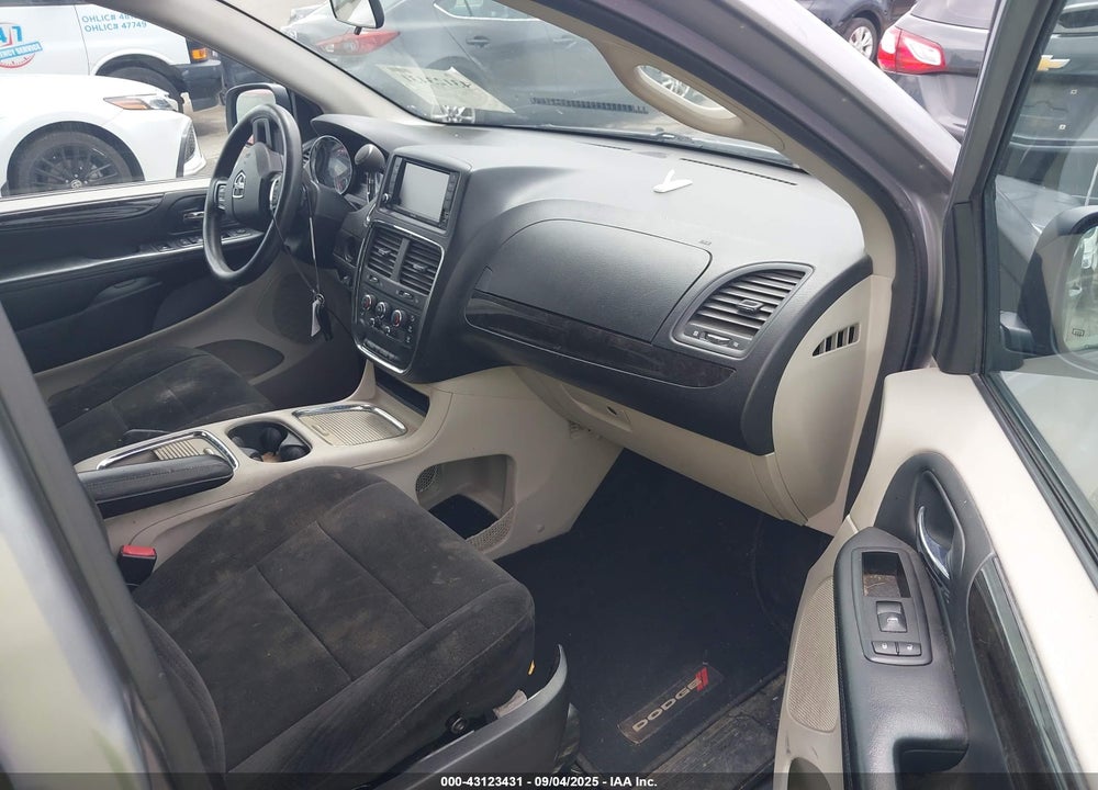 2013 DODGE GRAND CARAVAN SXT VIN: 2C4RDGCG9DR611380