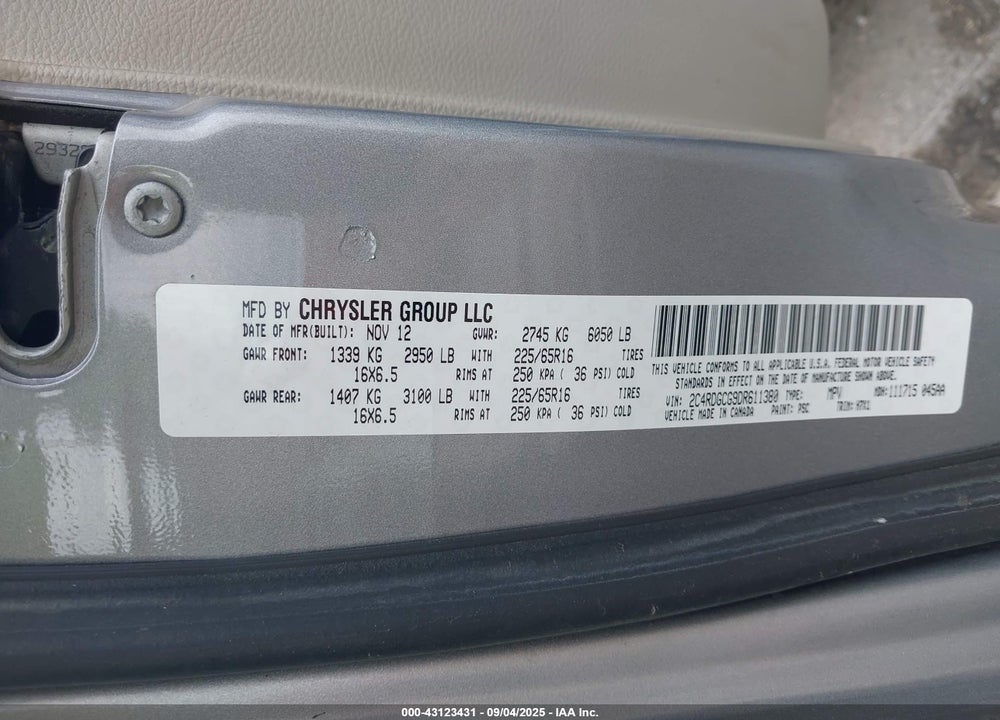 2013 DODGE GRAND CARAVAN SXT VIN: 2C4RDGCG9DR611380