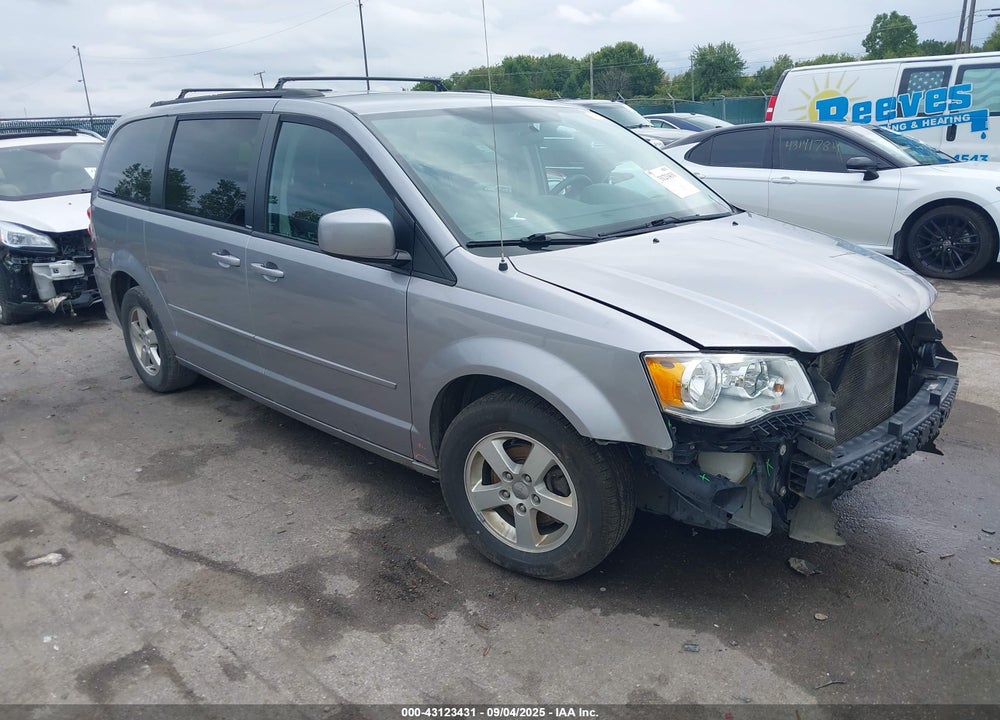 2013 DODGE GRAND CARAVAN SXT VIN: 2C4RDGCG9DR611380