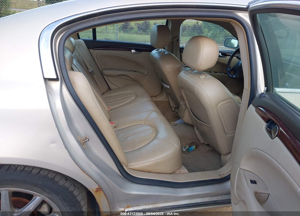 2008 BUICK LUCERNE VIN: 1G4HD572X8U153352
