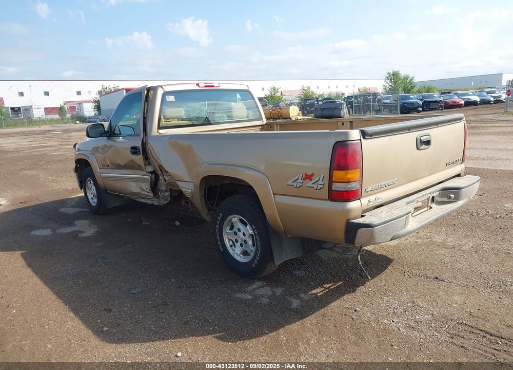 2000 CHEVROLET SILVERADO 1500 LS VIN: 1GCEK14TXYE264402