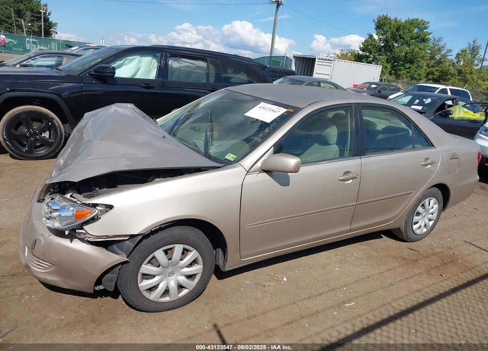 2005 TOYOTA CAMRY LE VIN: 4T1BE32K15U945867